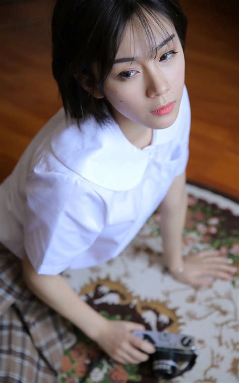 妹妹光溜溜身子拉屎视频